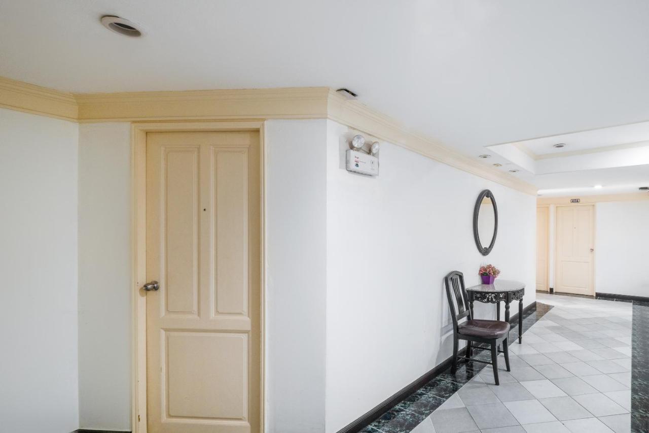 Oyo 1042 Boon'S Residence بانكوك المظهر الخارجي الصورة