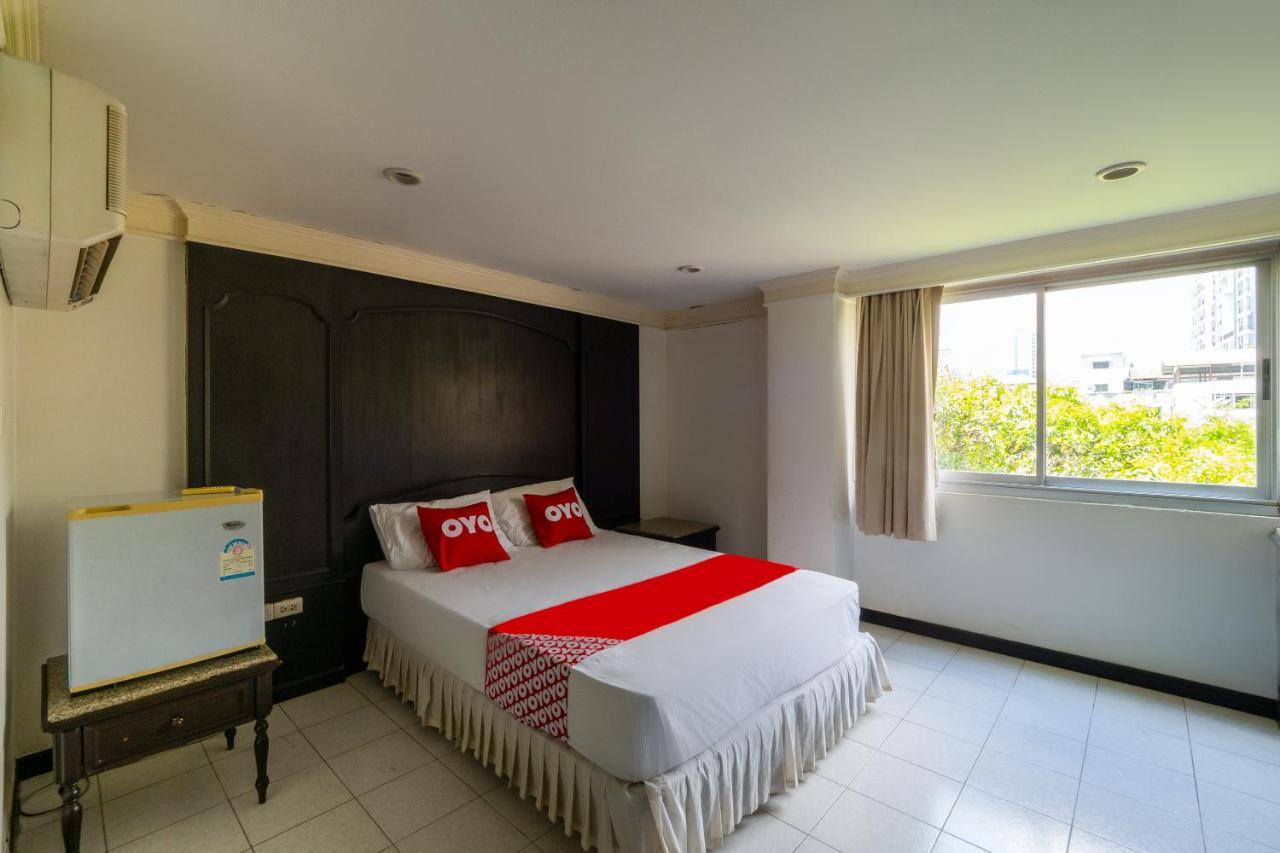 Oyo 1042 Boon'S Residence بانكوك المظهر الخارجي الصورة